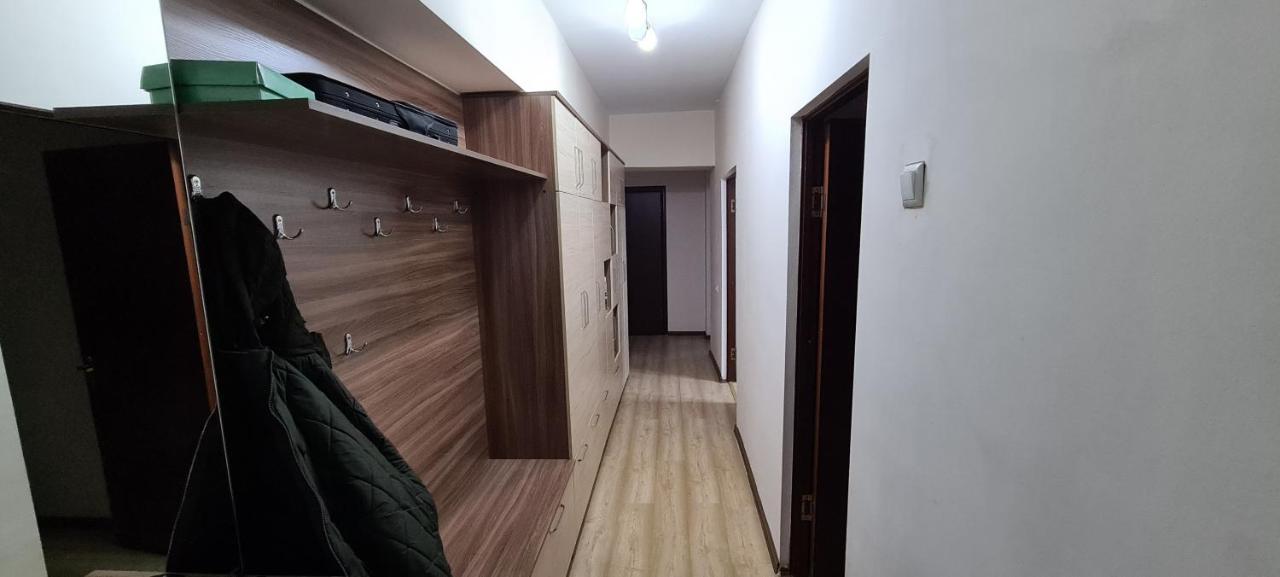 Flat In Central Bishkek Exterior foto